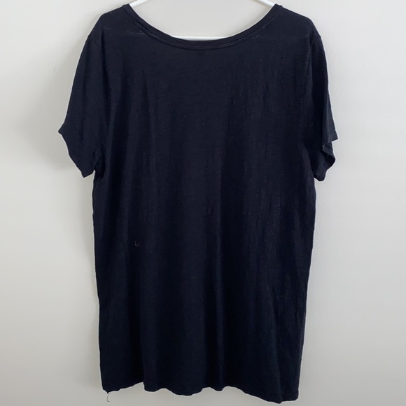 Torrid black T-shirt - Picture 4 of 5